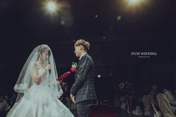 台中婚禮攝影,台中婚攝,台中婚禮記錄,台中結婚紀念